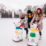 Обучение катанию на коньках в парках Москвы 2023 фотографии