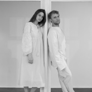 Одна абсолютно счастливая деревня фотографии
