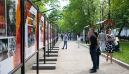 Выставка «Театры мира в Москве. Страницы Чеховского фестиваля»