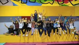 Прыжки на батутах в Flip&Fly
