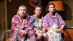 Спектакль «Девушки в цвету»
