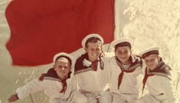 Выставка «Первоцвет. Ранний цвет в российской фотографии»
