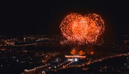 Онлайн-трансляция салюта 9 мая со смотровой площадки PANORAMA360 2020