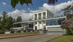 Выставка «Александр Петров. Многослойная реальность»