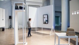 Выставка «Причины гравитации»