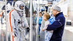 Юбилей первого выхода человека в открытый космос 2020