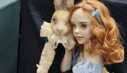 Выставка «Алиса в нейроцарстве»