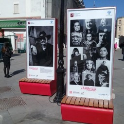 Выставка «Легенды нашего кино»