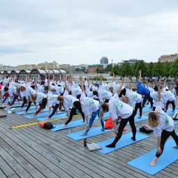 Международный день йоги в Москве 2023