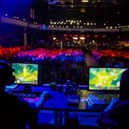 Фестиваль компьютерных игр и киберспорта «DreamHack» 2015