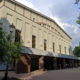 Государственный академический театр имени Моссовета