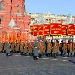 Марш в честь 77-летия парада 1941 года на Красной площади