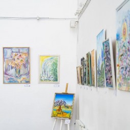 Выставка «Весны прекрасные порывы»