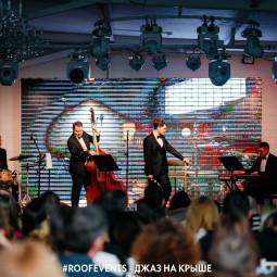 Романтический американский джаз 50-60х на теплой крыше в центре Москвы 2022