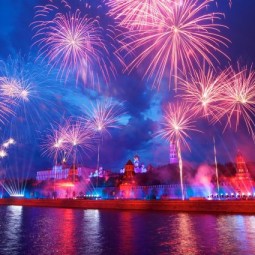 Новогодний салют 2016 в Москве
