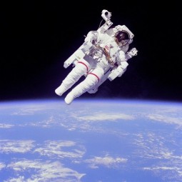 Выставка «Космонавтом быть хочу»