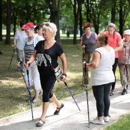 Праздник «Спортивный ритм» в Сиреневом саду 