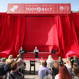 Театральный фестиваль на Северном речном вокзале 2025