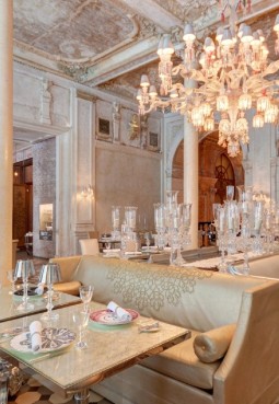 Ресторан «Cristal Room Baccarat»