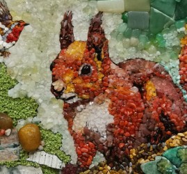 Выставка «Самоцветные миры»