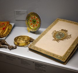 Выставка «Двуглавый орел — герб России XV-XXI вв.»