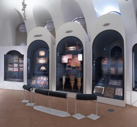 Выставка «Великолепие русского костюма»