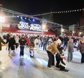 ГУМ-Каток на Красной площади 2025-2026