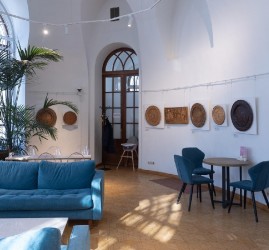 Выставка «Птицы, ветки, завитки, розетки»