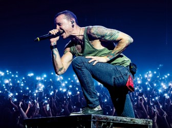 Симфонический трибьют-концерт Linkin Park на крытой крыше при 1500 свечей
