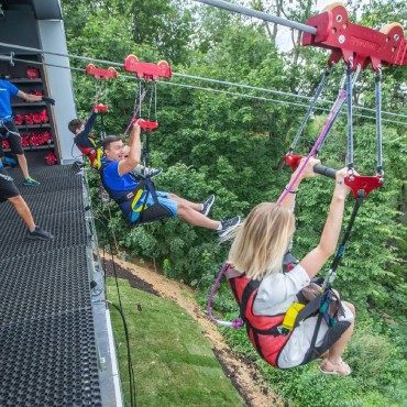 Воздушная трасса Zipline на Воробьевых горах фотографии