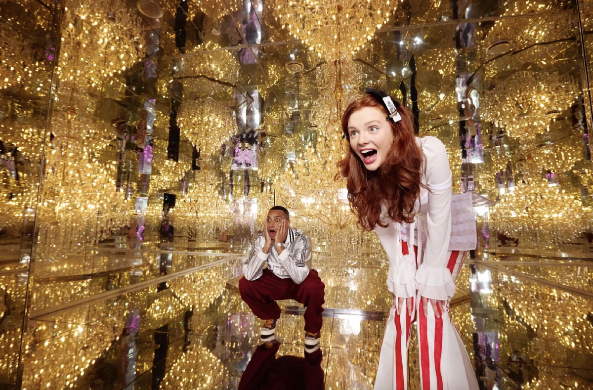 Путешествие в невероятные миры во Дворце Впечатлений