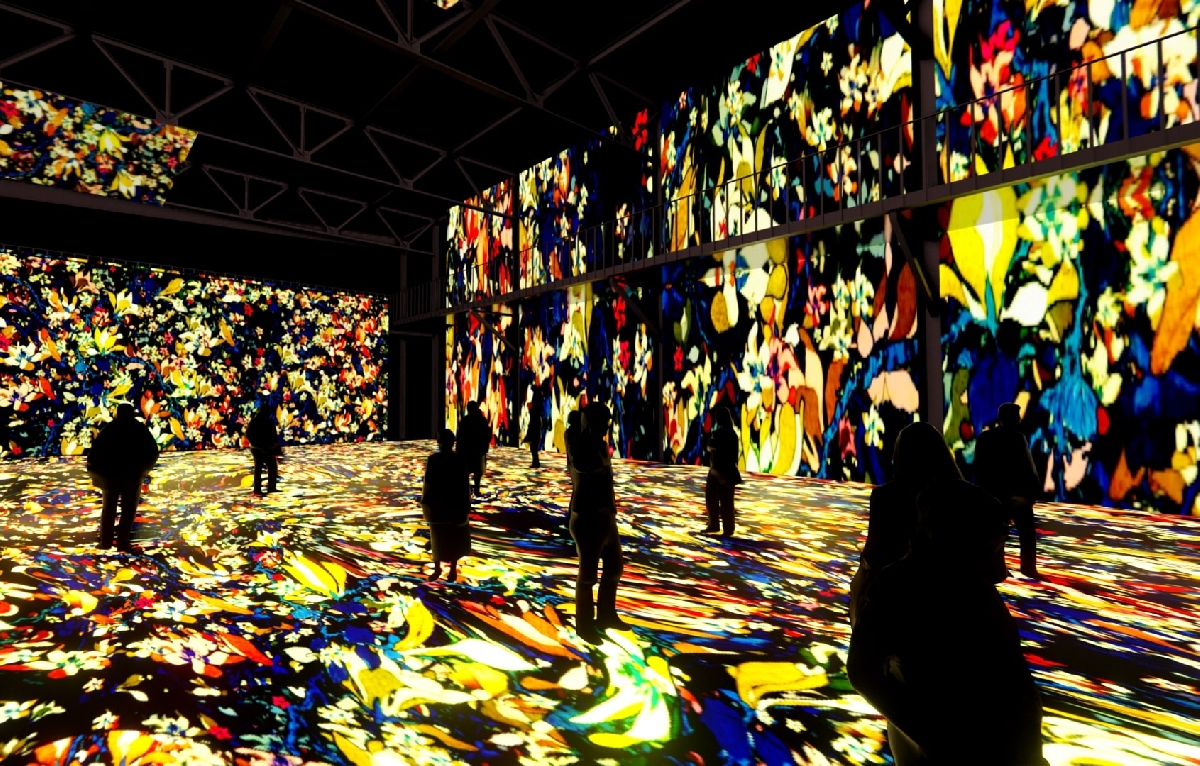 Мультимедийная выставка «Искусство Японии: от Хокусая до современности»