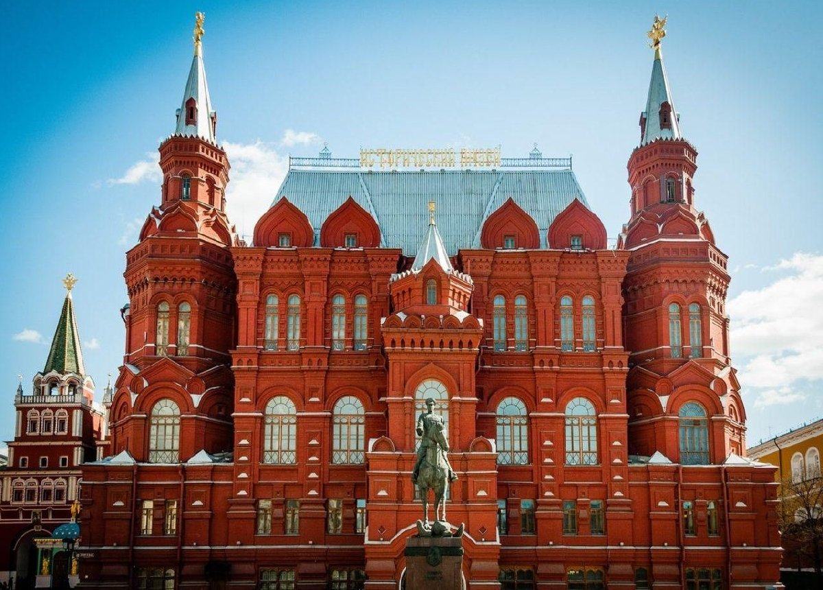 Государственный исторический музей москва фото
