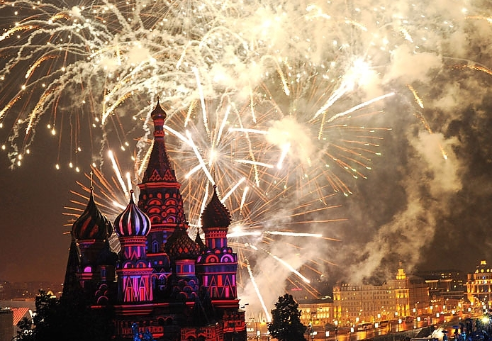 Новогодний салют 2018 в Москве