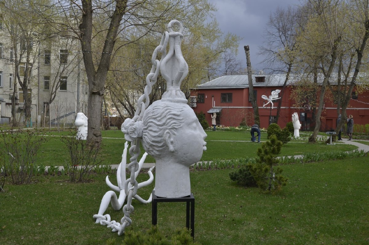 Выставка «Театр скульптур Александра Бурганова»