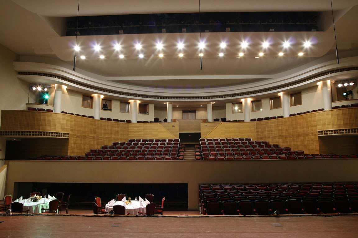Театр золотое кольцо фото зала