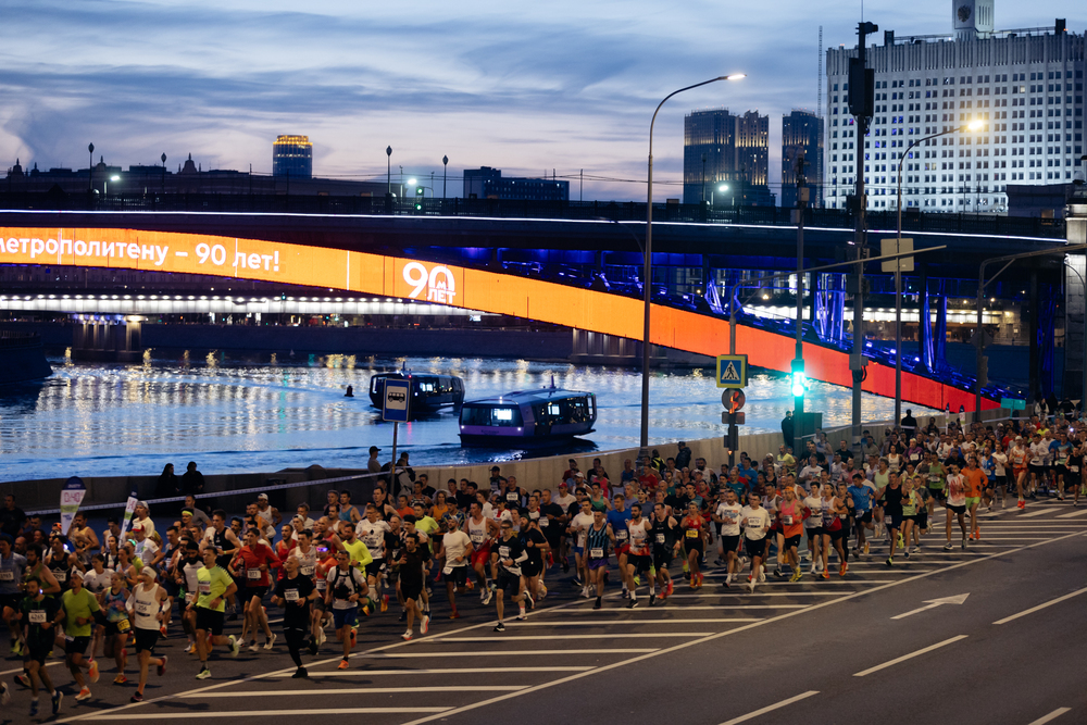Фото: nightrun10km.runc.run