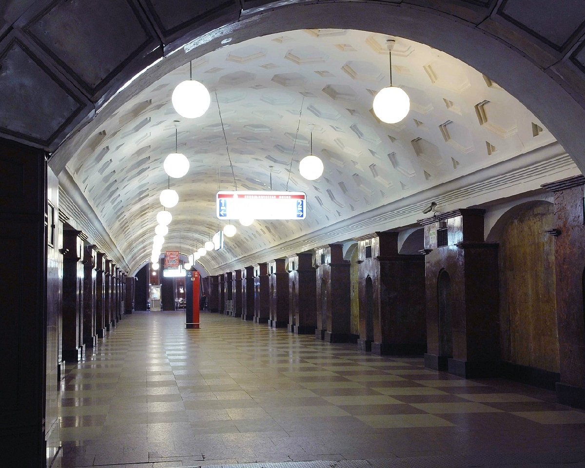 станция метро красные ворота фото внутри