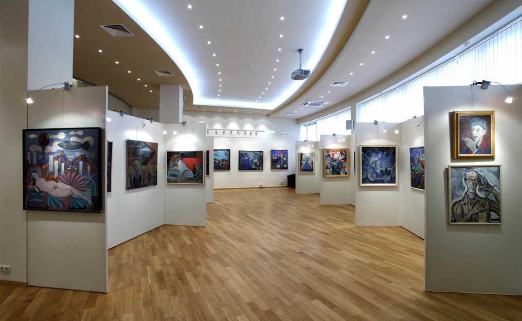 Выставочные залы Российской академии художеств