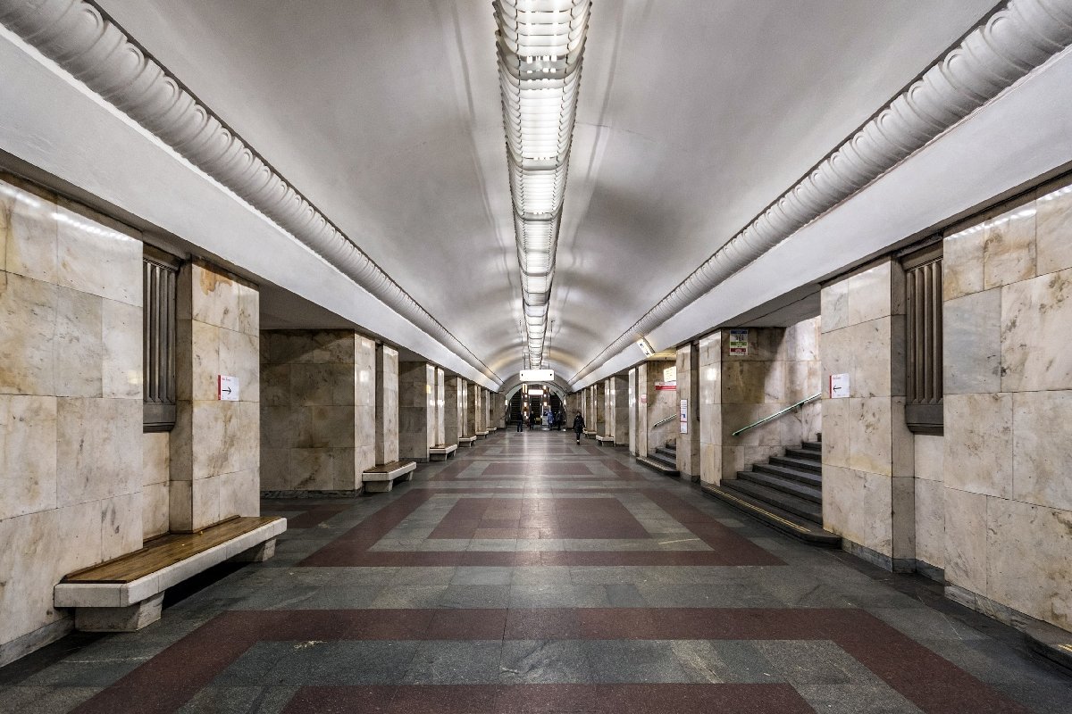 Станция метро университет внутри